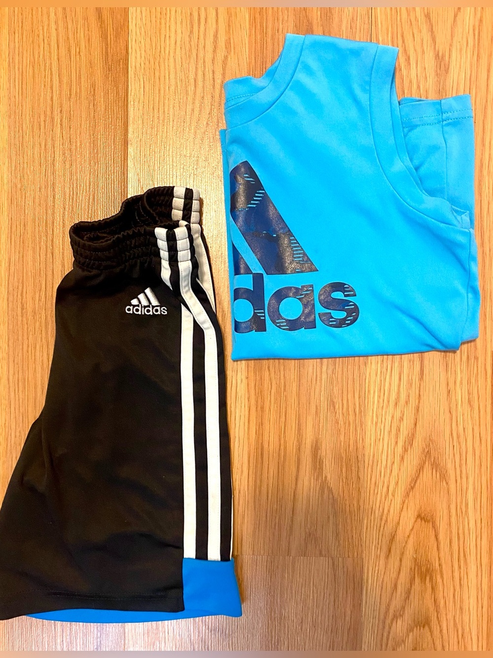 ππ€ ADIDAS MATCHING SET FOR BOYS SIZE 4T! TANKTOP AND SHORTS BLUE STRIPES 2 PIECE - Picture 9 of 9
